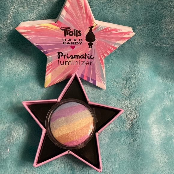 Hard Candy Makeup Trolls By Hard Candy Prismatic Luminizer Poshmark